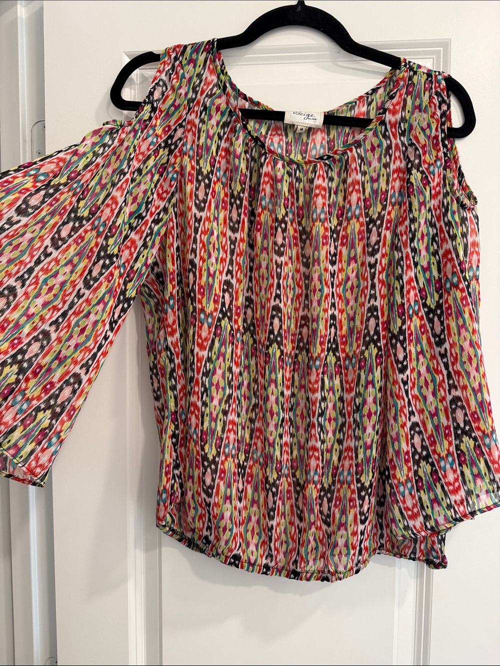 Beige by eci Multicolor Cold-Shoulder Printed Blouse